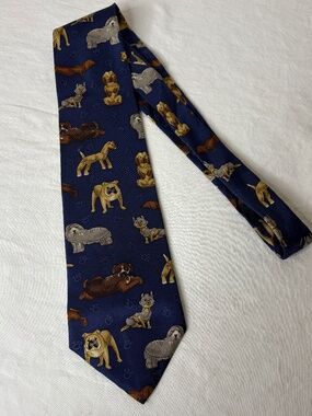 SAVE THE CHILDREN Mens Silk Tie Navy Blue With Dogs 3.75 X 58 Doggy Days USA